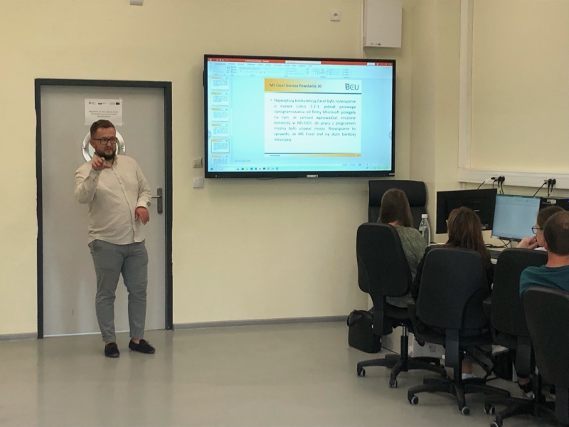 EXCEL W PRODUKCJI – KURS ZAKOŃCZONY CERTYFIKACJĄ